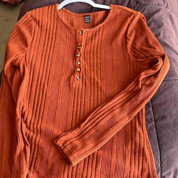 SHEIN Tops - New without tag